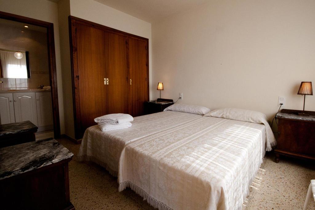 Apartamentos Siglo XXI - Marabu Sant Feliu de Guíxols Rum bild