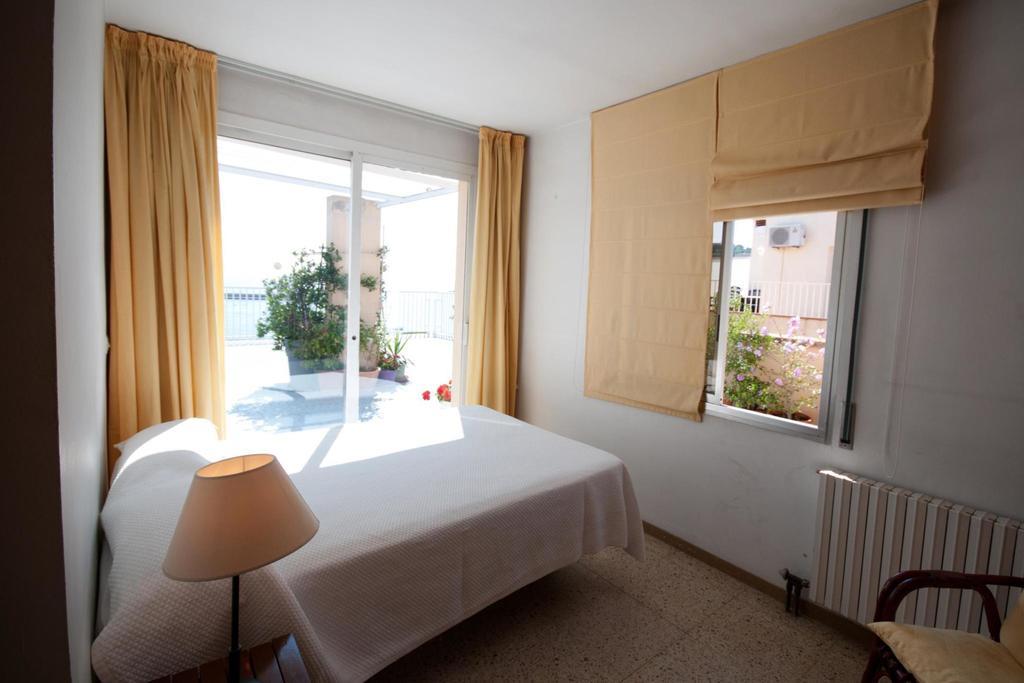 Apartamentos Siglo XXI - Marabu Sant Feliu de Guíxols Rum bild
